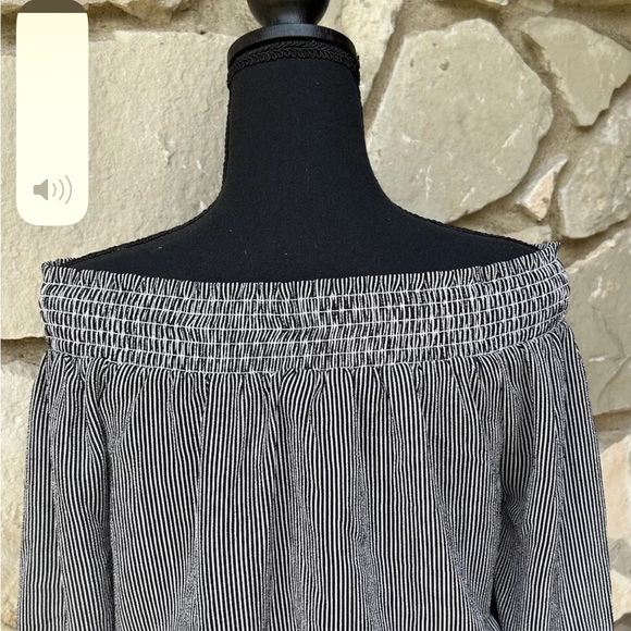 Papermoon Top S‎ - Picture 7 of 10